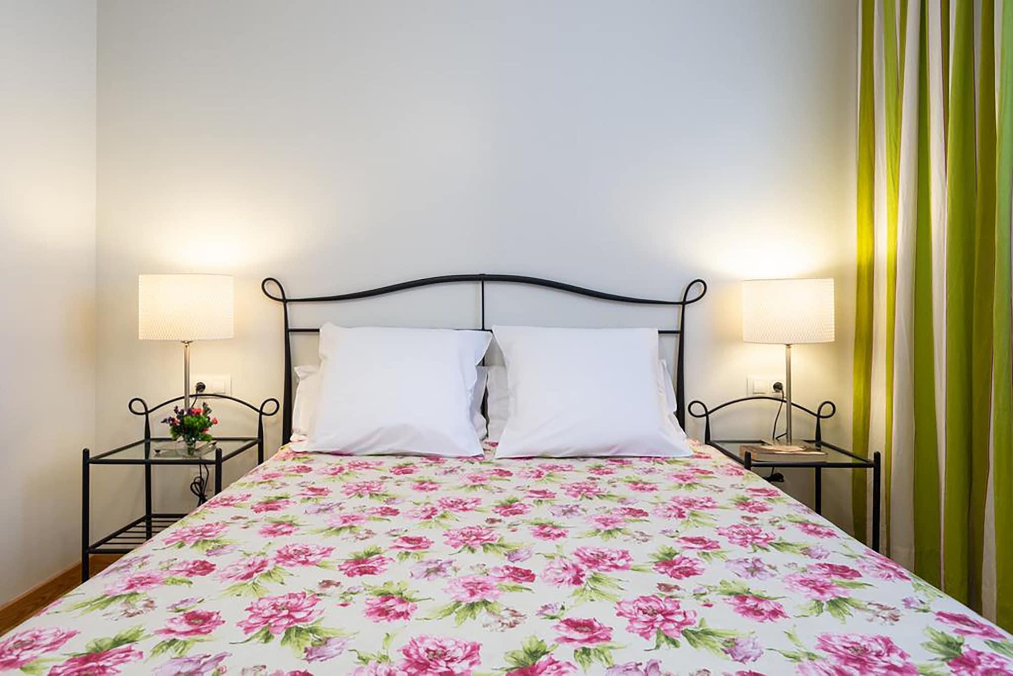 Apartamentos Turisticos Real Valle Ezcaray ソラキン エクステリア 写真